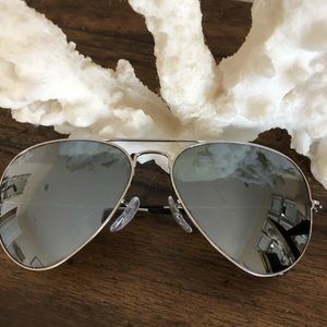 RayBan silver mirror aviators